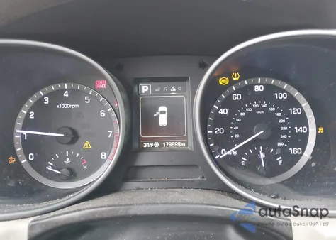 2018 Hyundai Santa Fe Sport 2.4L from USA, damaged, VIN 5XYZT3LB5JG562176